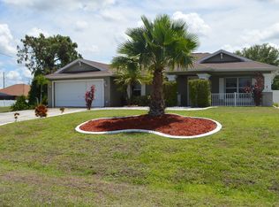 2615 NE Juanita Pl, Cape Coral, FL 33909