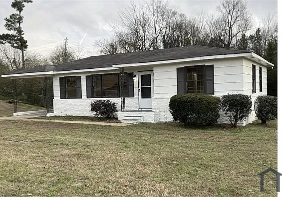 3 bed, 1200 sqft, $1,400 — Photo 1