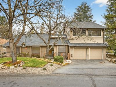 2585 Freedom Way, Medford, OR, 97504