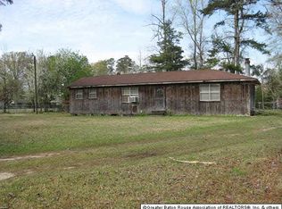 31325 Walker Rd N, Walker, LA 70785