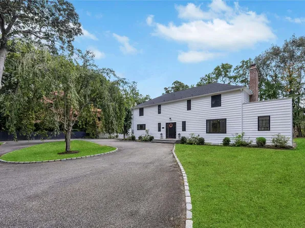 17 Timothy Lane, Saint James, NY 11780