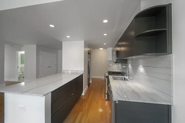 Rented by Silverstreet RE LLC | media 11