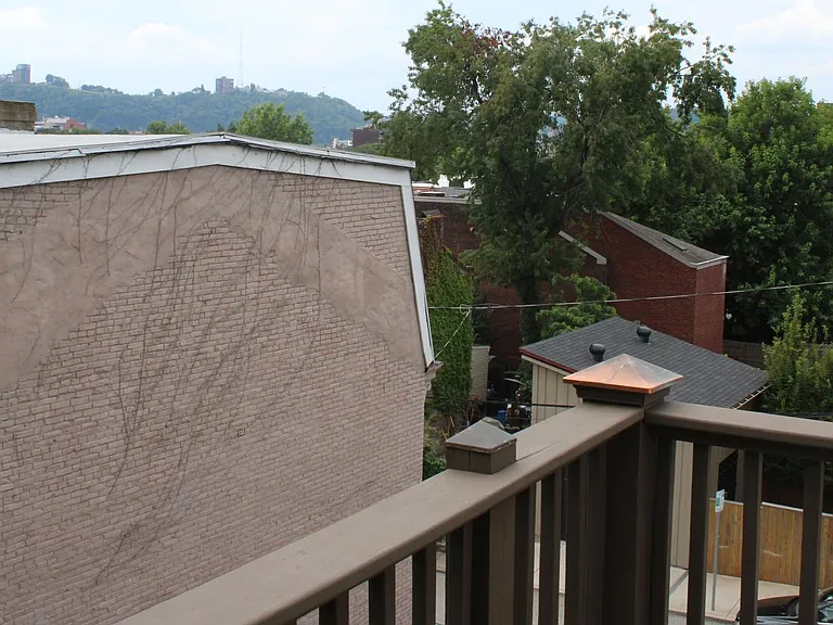 221 Jacksonia St — Photo 23