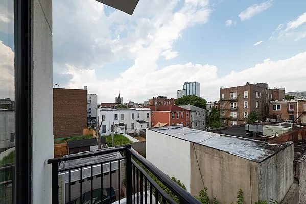 Rented by YHT Management Inc. | media 25