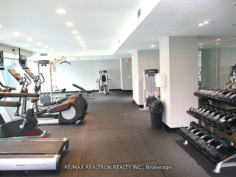 224 King St W #2901 — Photo 23