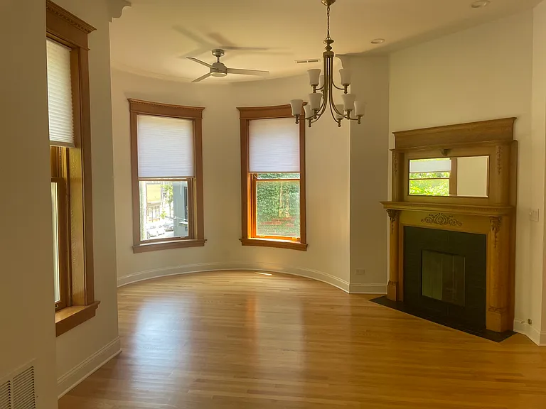 1221 W Carmen Ave #2 — Photo 2