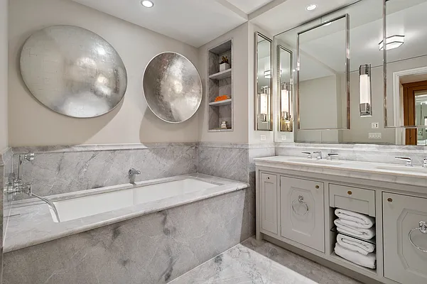 Rented by R New York | media 20