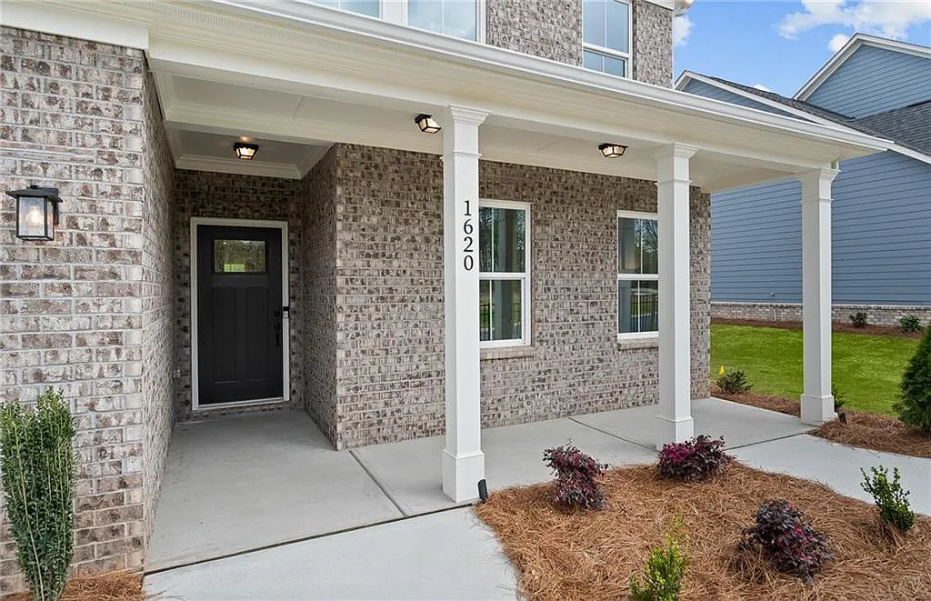 408 Beacon Way photo 1