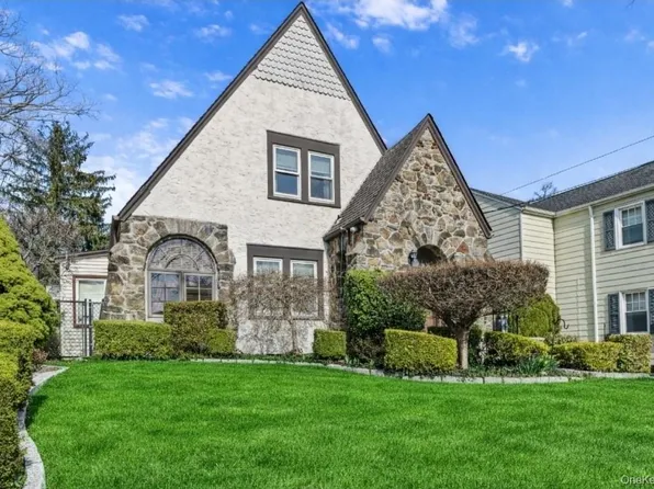 103 Petersville Road, New Rochelle, NY 10801