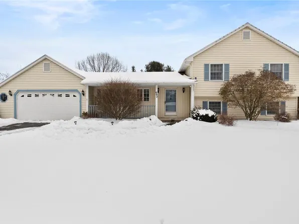 692 Dewitt Rd, Webster, NY 14580