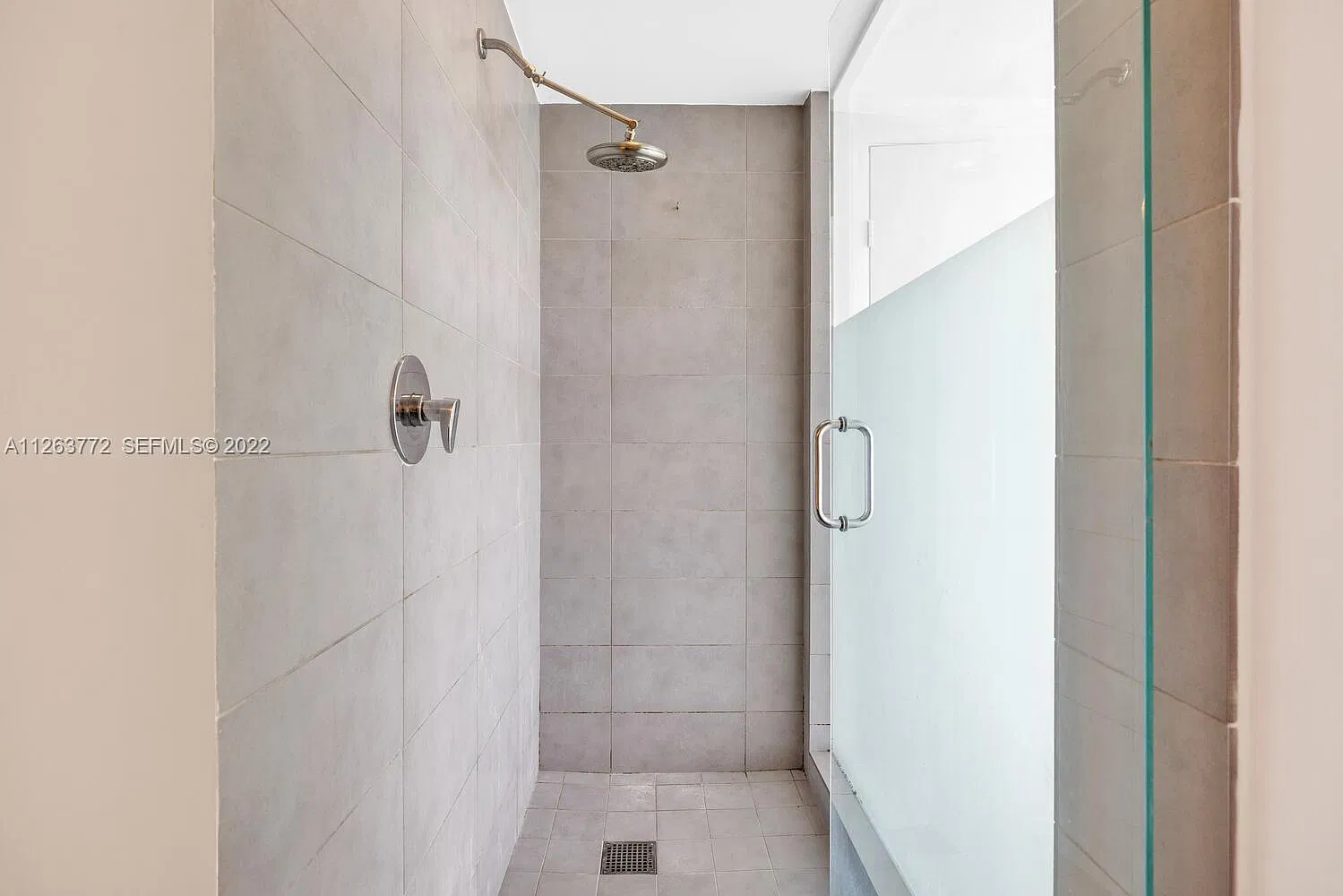 2 bed, 1110 sqft, $4,100 — Photo 4