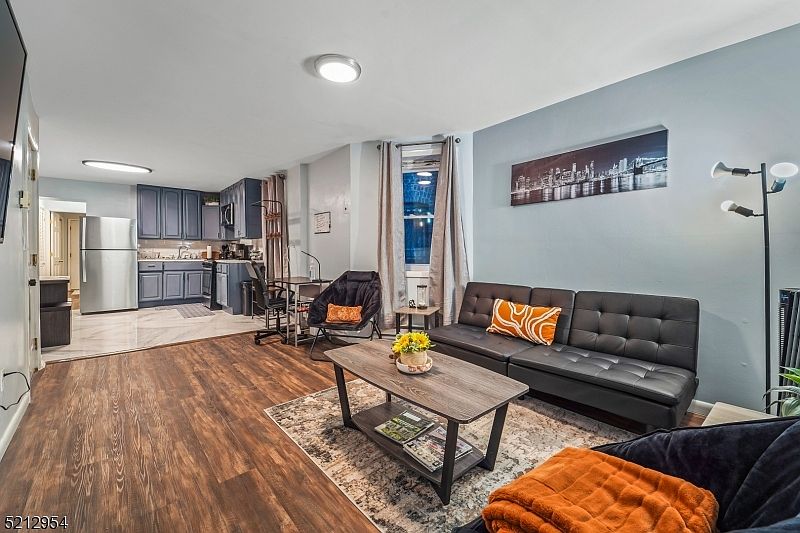 1st image of 602 N 6Th St #4B