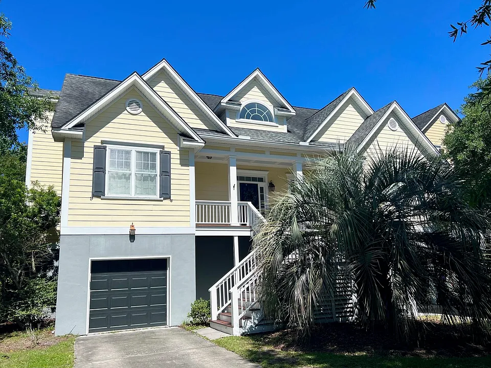 929 Misty Lake Dr