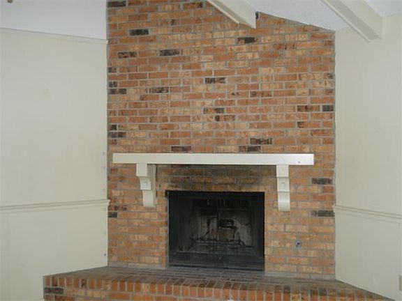 3rd image of 2202 Ormond Blvd