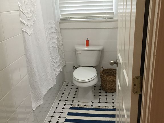 4th image of 6319-21 Delord St #6319