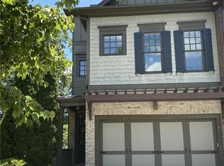 6957 Fellowship Ln, Flowery Branch, GA 30542