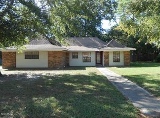 1721 Aubin Blvd, Gautier, MS 39553