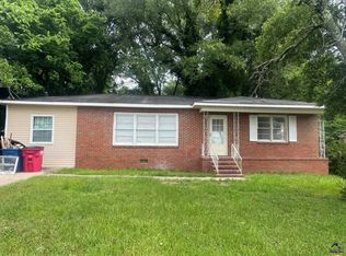 3515 Greenbriar Rd, Macon, GA 31204