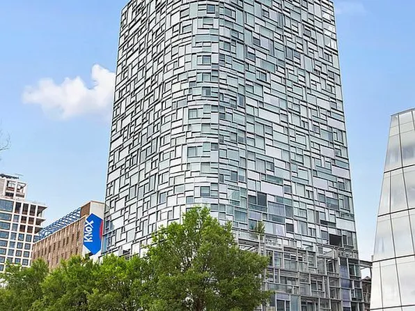 100 11th Ave APT 9D, New York, NY 10011