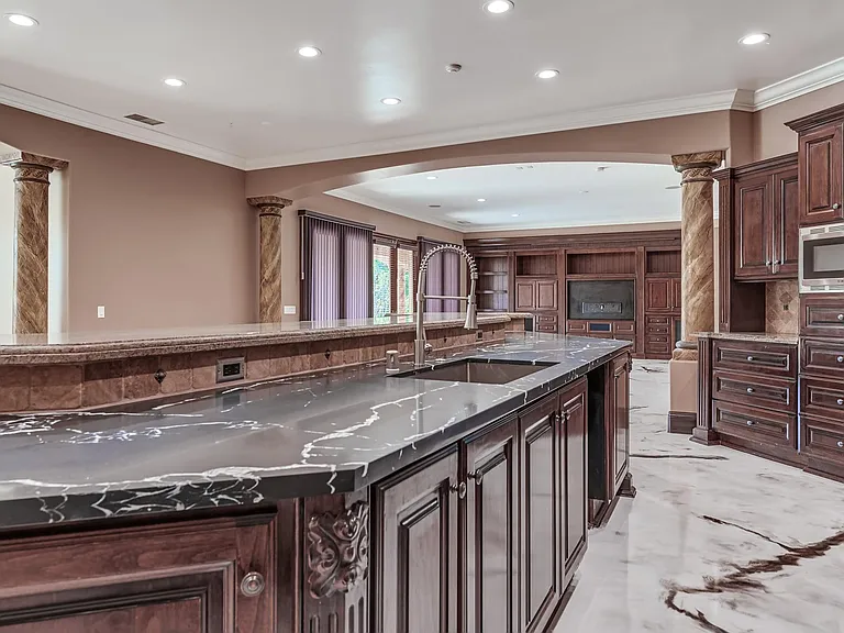 18675 Quail Hill Dr — Photo 22