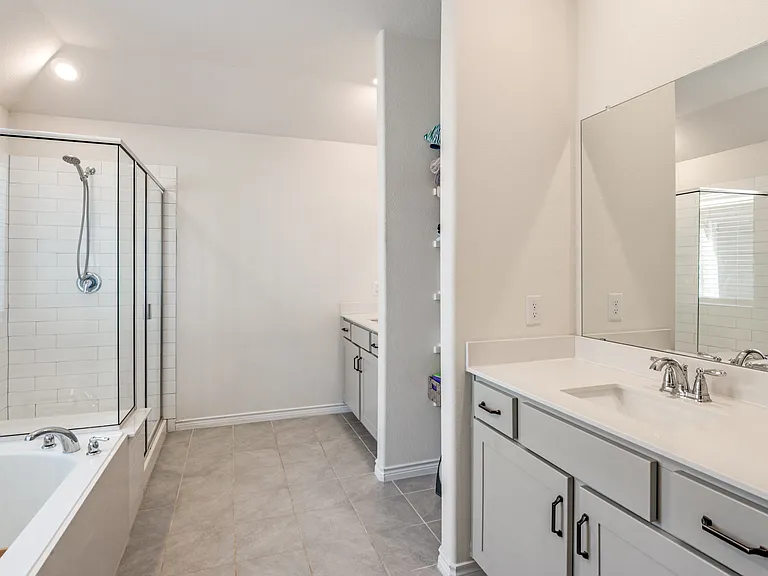 2608 Hale Rd — Photo 1