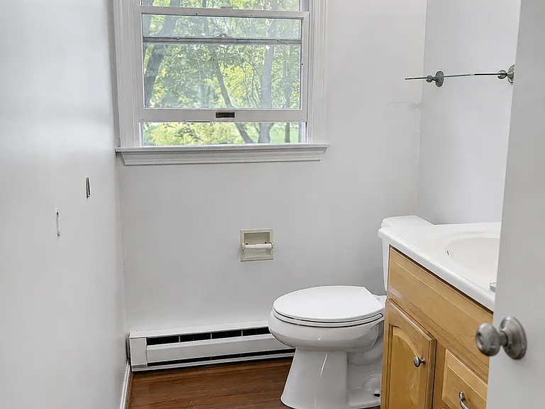 89 Lancaster Ave #B — Photo 7