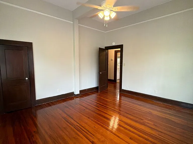 534 E Call St — Photo 31