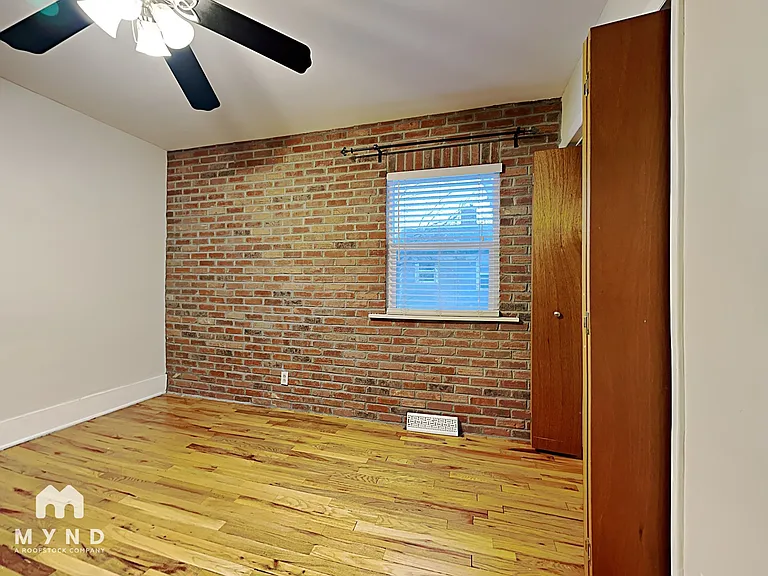 4465 N Meade St — Photo 13
