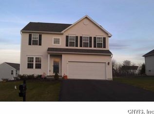 112 Burning Hollow Dr, Chittenango, NY 13037