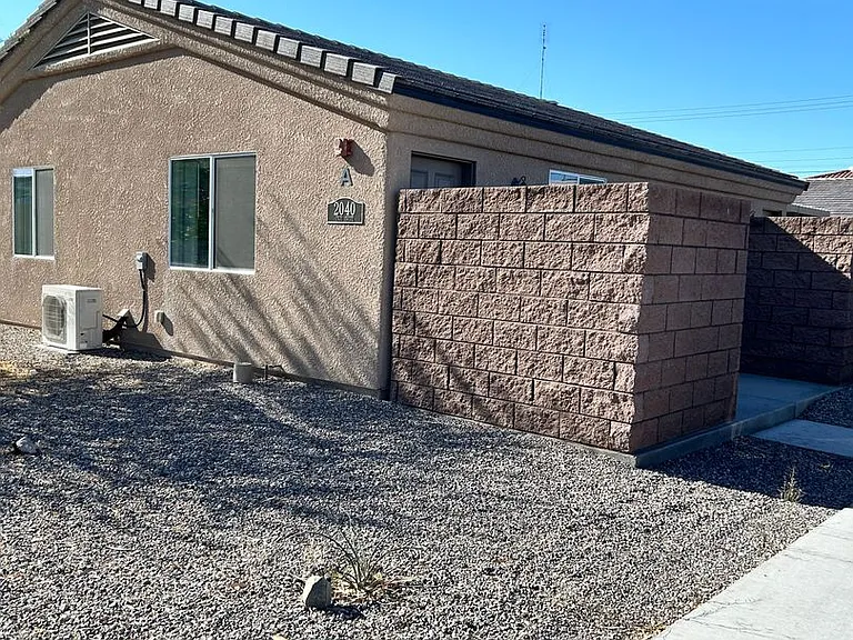 2040 Injo Dr — Photo 1