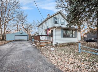 239 Fern Pl, Fox Lake, IL