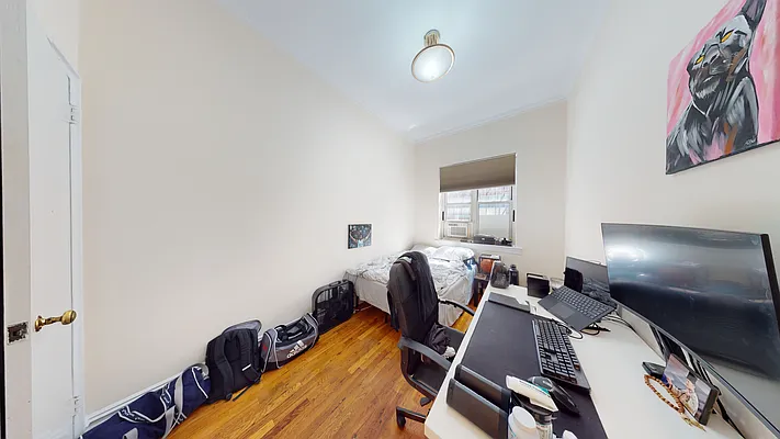 Rented by Bond New York | media 21