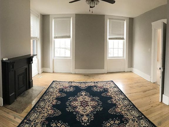 5th image of 2317 S 11th St #A