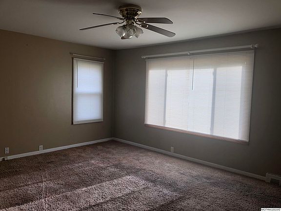2nd image of 502 N Shore Dr