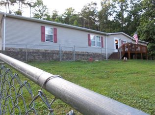 104 Honeysuckle Rose Rd, Vinton, VA 24179