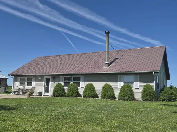729 N 2650th Ave, Ursa, IL 62376
