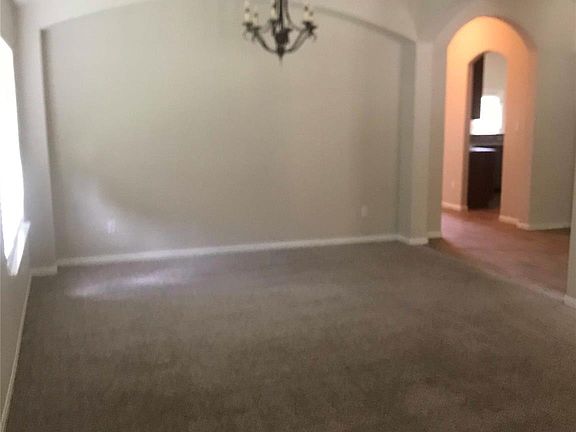3rd image of 913 Rochester Castle Way
