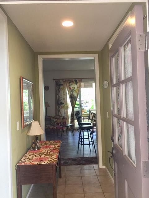 1st image of 92-1074 Olani St APT 2