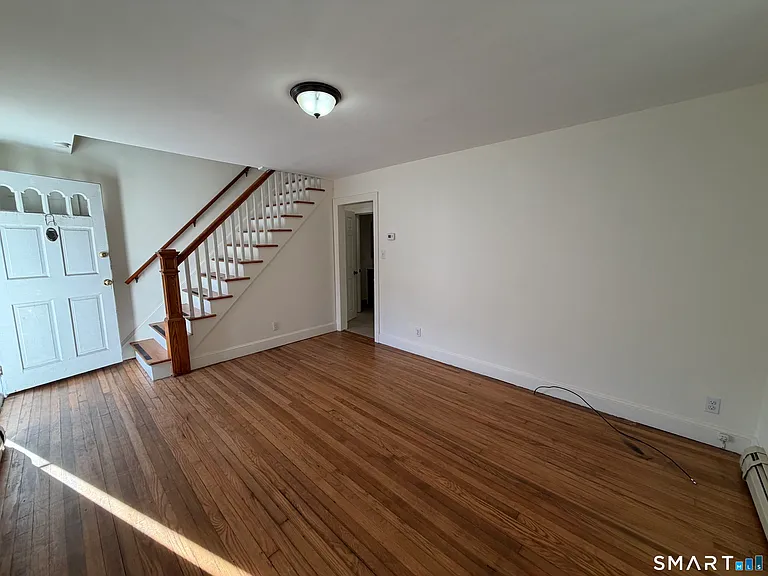 535 Chase Ave — Photo 5