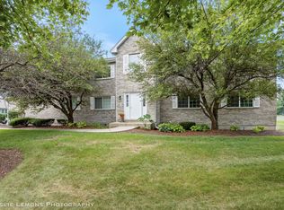 815 Constance Ln #815, Sycamore, IL 60178
