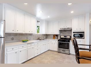 527 Rancho Vista Rd, Vista, CA 92083