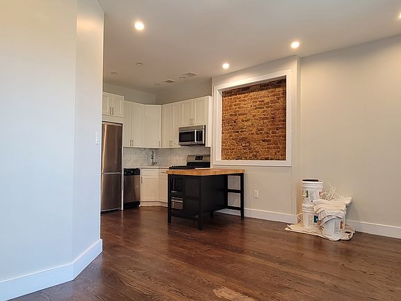 4th image of 67 Lefferts Pl #1