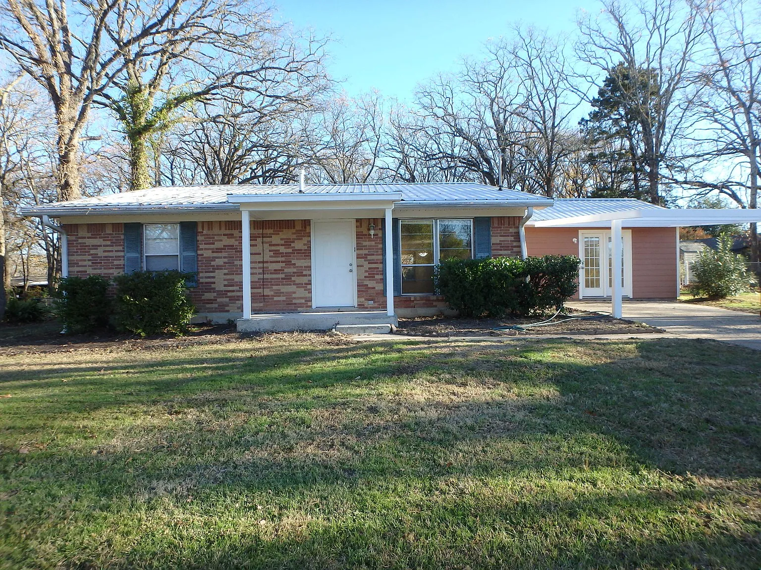 3 bed, 1788 sqft, $1,800 — Photo 1