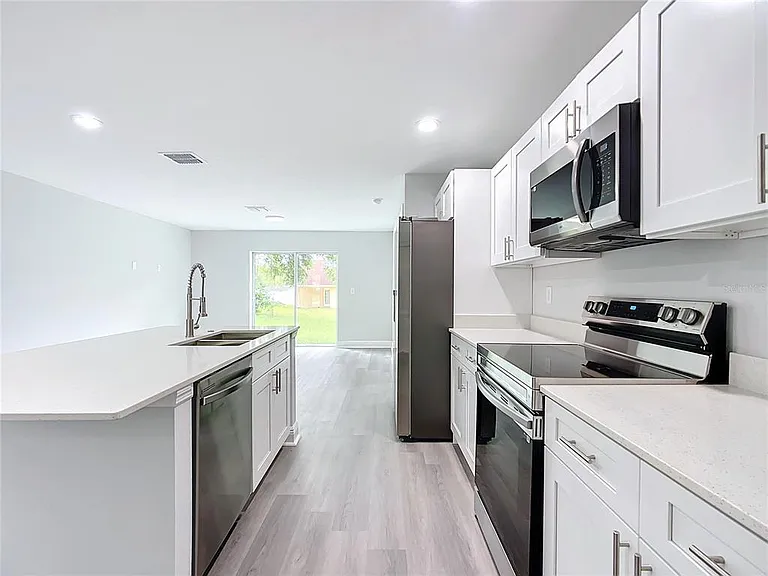 13609 SE 53rd Ave — Photo 7