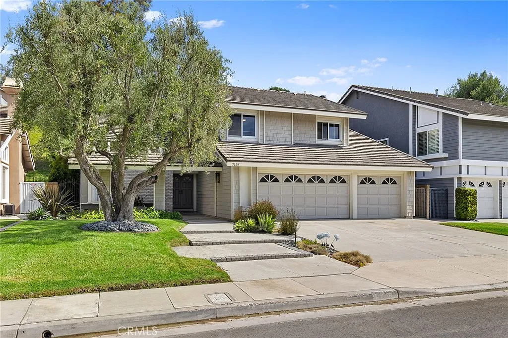 4 bed, 2.5 bath, 2583 sqft, $6,500 — Photo 3