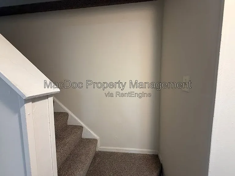 4749 Hedrick Ln — Photo 10