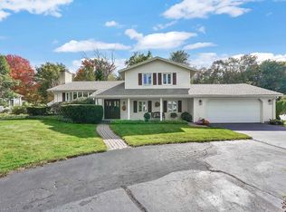 5 Rice Dr, Wilbraham, MA 01095