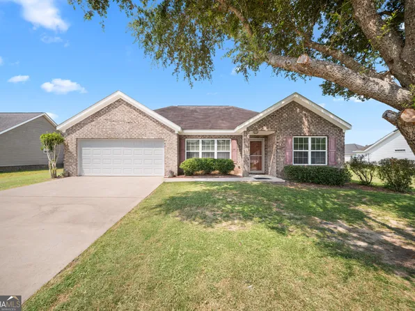 9044 Whispering Pines Blvd, Statesboro, GA 30458