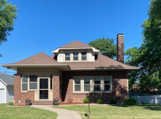 510 Fairview Ave, Muscatine, IA 52761