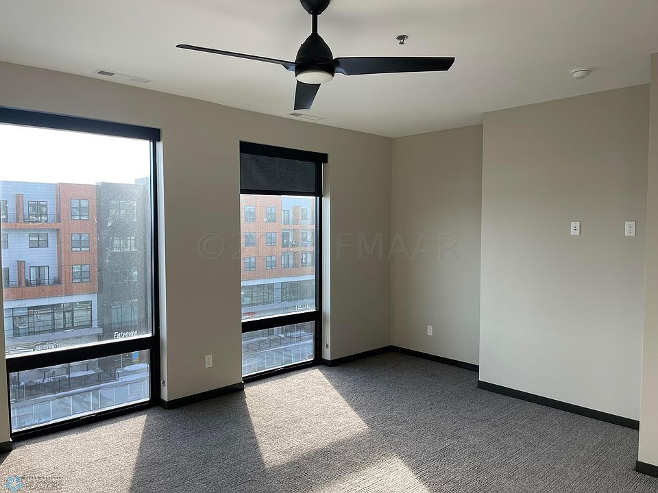 360 32nd Ave W West Fargo ND Zillow